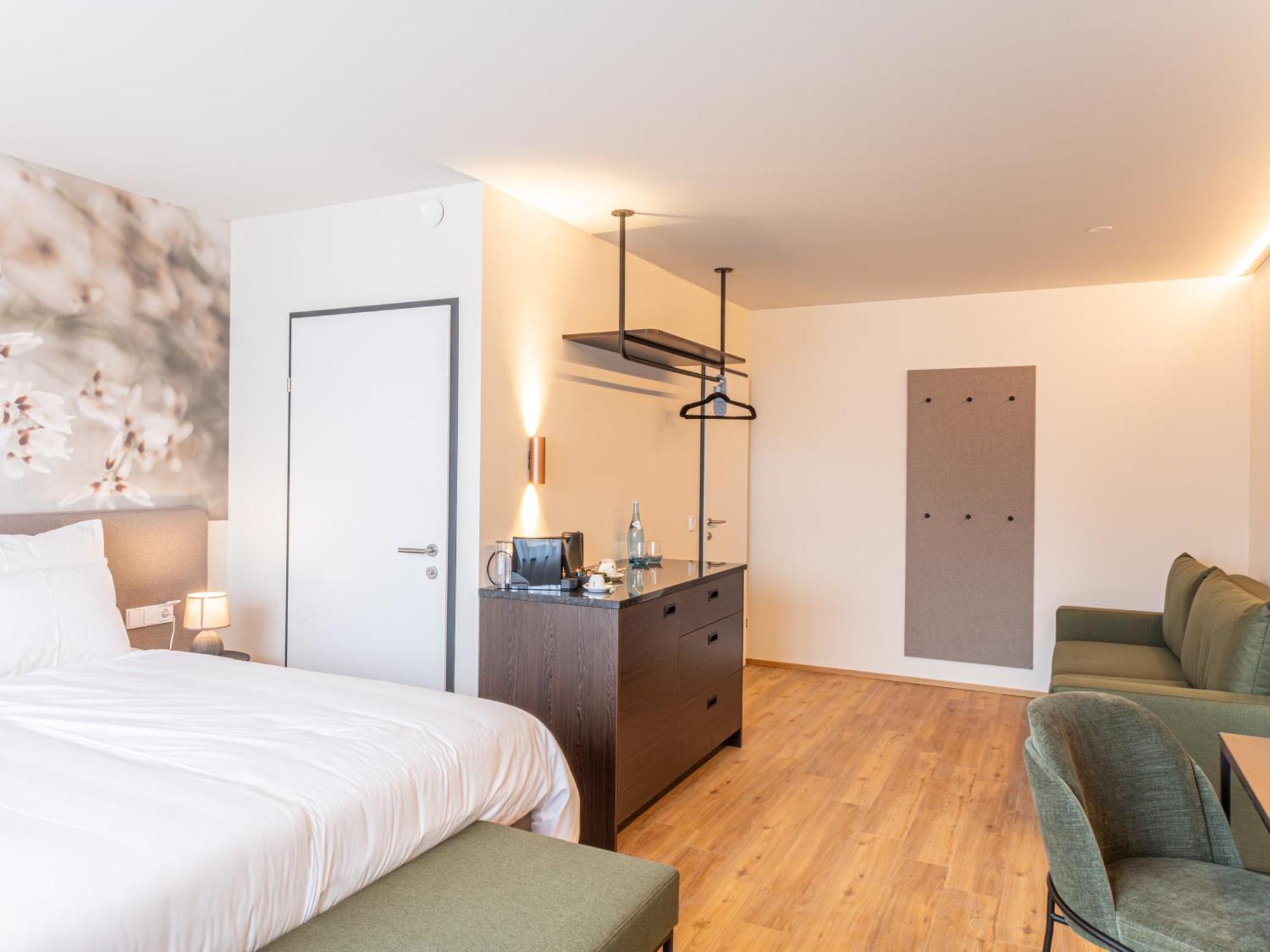 Hotel Das Saal 萨菲登安斯泰内嫩米尔 外观 照片